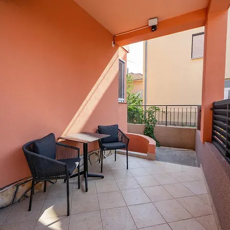 Maremy Apartment