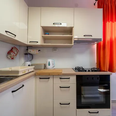 Maremy Apartment *