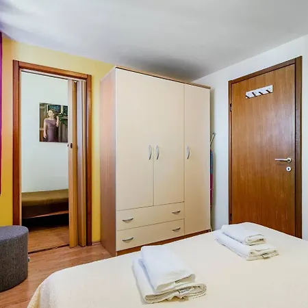 Apartment Maremy *