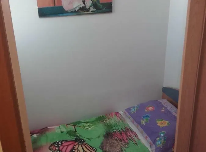 Maremy Apartment *